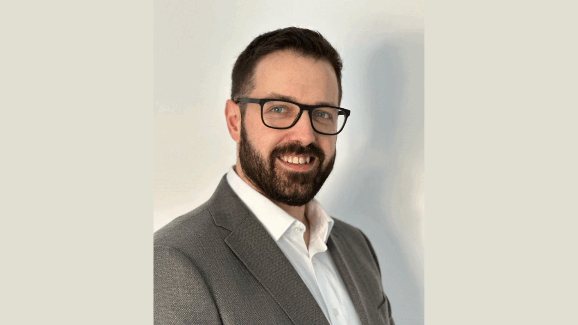 Headshot of James Parry
